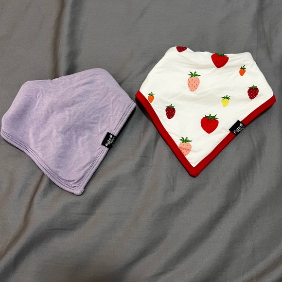 Kyte BABY Other - Kyte Baby, Bib, Taro & Strawberry